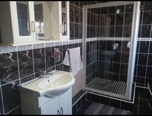 4 BEDROOM FREEHOLD FOR SALE IN AVOCA